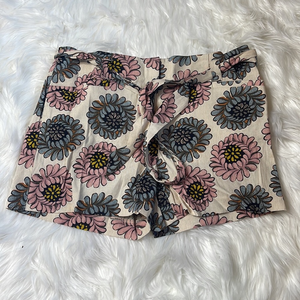Loft Daisy Shorts